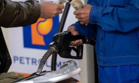Tổng cục Thuế yêu cầu kiểm tra việc xuất hóa đơn xăng dầu từng lần bán
