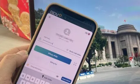 App ngân hàng không ghi nhớ mật khẩu đăng nhập từ 1/1/2025, khách phải làm gì?