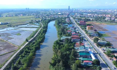 Hình hài thành phố Hà Tĩnh khi vươn mình ra phía biển