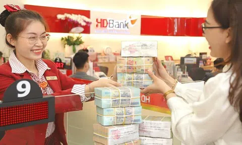 Ngân hàng đua trả cổ tức khủng: Vietcombank gần 50%, VietinBank 45%, ACB, HDBank và VIB dự kiến trả tiền mặt