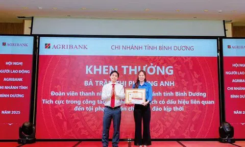 Bình Dương: Thấy nhiều giao dịch bất thường, nhân viên Agribank lập tức báo công an, phong tỏa tài khoản ngân hàng của đối tượng lừa đảo