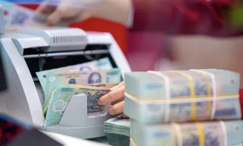 Lãi suất tiền gửi tiết kiệm tháng 5/2025: Có thể tăng do sự bất định của chính sách thuế quan