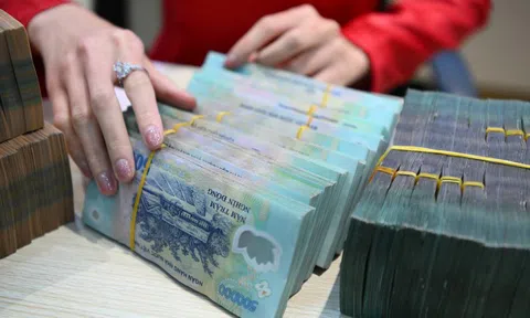 Lương tháng của CEO ngân hàng Việt