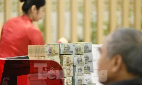 Điều xảy ra với các ngân hàng khi lãi suất tiền gửi đang thấp nhất lịch sử