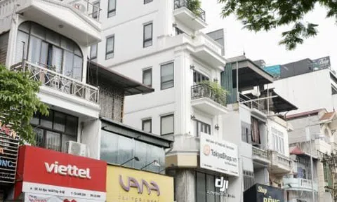 Nhà mặt phố trung tâm Hà Nội 'nóng' trở lại, siêu đắt đỏ vẫn hút khách mua