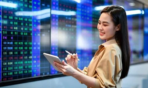 Một cổ phiếu ngân hàng được tự doanh CTCK "gom" mạnh trong phiên đầu tuần