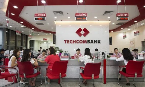 Techcombank sắp phát hành 21,3 triệu cổ phiếu ESOP rẻ bằng 1/3 thị giá