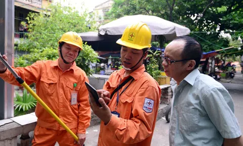 Giá điện sinh hoạt giảm còn 5 bậc, cao nhất gần 4.000 đồng/kWh