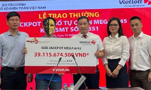 Cụ ông U80 ở Hà Nội trúng xổ số độc đắc hơn 39 tỷ đồng