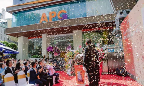 Đẩy mạnh tái cấu trúc, Chứng khoán APG khai trương trụ sở mới