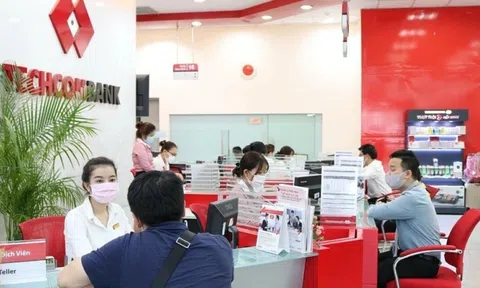 Cổ phiếu Techcombank cao kỷ lục, vốn hóa vượt 9 tỷ USD