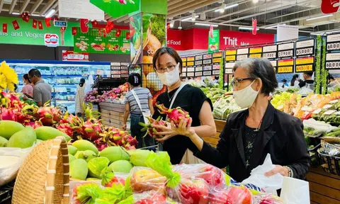 Hàng nghìn gia đình Việt đến Co.opmart trải nghiệm đại sứ xanh