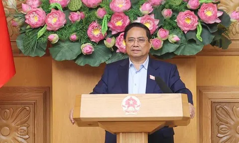 Thủ tướng: Chống tình trạng 'đục nước béo cò', đầu cơ vàng, ngoại tệ