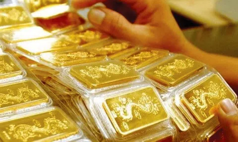 Sáng 30/6: Giá vàng trong nước giảm mạnh