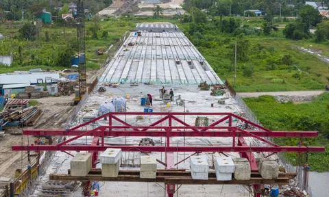 Cầu giảm kẹt xe cửa ngõ TP.HCM và Bình Dương sắp thông xe kỹ thuật
