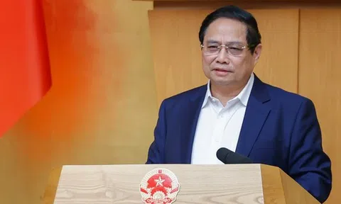 Thủ tướng: Tiến tới năm 2026 điều hành tăng trưởng tín dụng theo công cụ thị trường và gỡ bỏ hạn ngạch