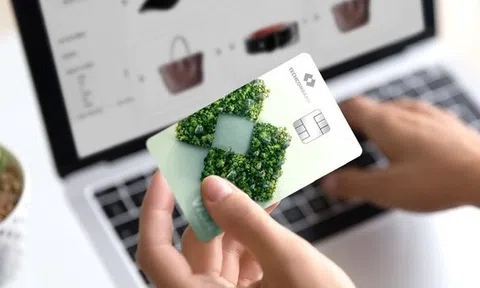 Techcombank ra mắt thẻ tín dụng Techcombank Visa Eco, hoàn thiện bộ đôi thẻ xanh theo dõi dấu chân Carbon đầu tiên tại Việt Nam