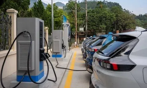 Doanh nghiệp Nhà nước bắt tay Vingroup phát triển hệ thống trạm sạc xe điện toàn quốc thu hơn 17.800 tỷ từ bán điện sau 6 tháng