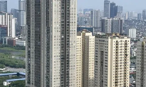 Giá chung cư Hà Nội liên tục 'phi mã', cách nào để ghìm cương?