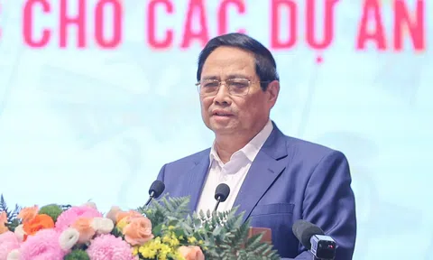 Thủ tướng thúc tiến độ tháo gỡ vướng mắc cho gần 3.000 dự án tồn đọng