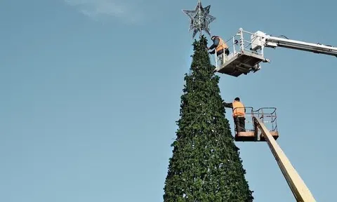 Góc nhìn chuyên gia: Nhịp chỉnh bất ngờ có thể xuất hiện sau đà tăng nóng, nhà đầu tư tránh FOMO mua đuổi giá cao