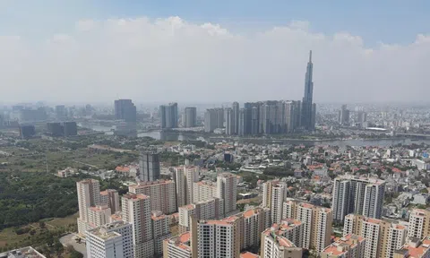 Người mua khó tiếp cận vì BĐS thiếu hụt nguồn cung, neo giá cao