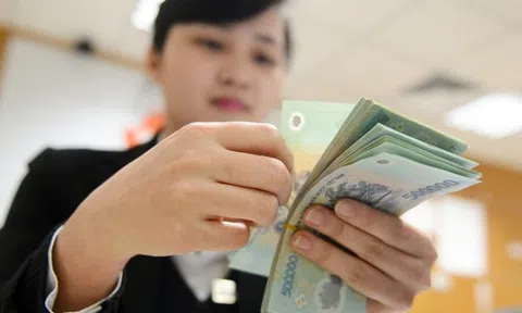 Giữa làn sóng tinh giản nhân sự, Agribank, Vietcombank, VPBank, SeABank,… tuyển dụng hàng trăm vị trí