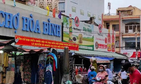 Giá nhà đất tại phường có diện tích 1,2 km2 chạm mốc 400 triệu đồng/m2