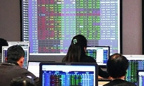 Vì sao công ty chứng khoán ào ạt tăng vốn điều lệ?