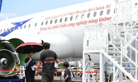 Lý do Việt Nam chưa sản xuất được con ốc 100 USD trên bánh máy bay