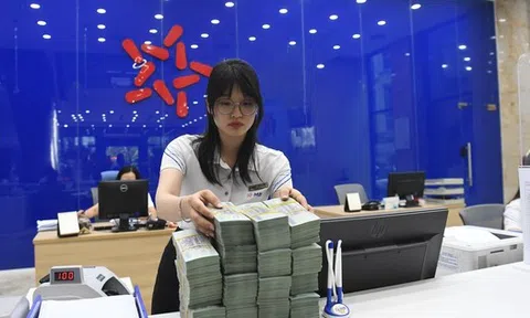 Giữ ổn định lãi suất, tỉ giá