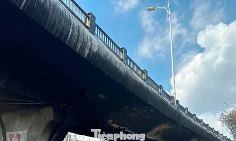 Kết quả kiểm định đường dẫn cầu Vĩnh Tuy sau vụ cháy hàng trăm xe máy