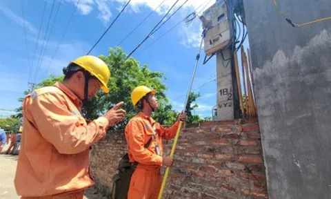 Cụ bà nhận hóa đơn tiền điện 12 triệu đồng/tháng, bất ngờ kết quả kiểm tra