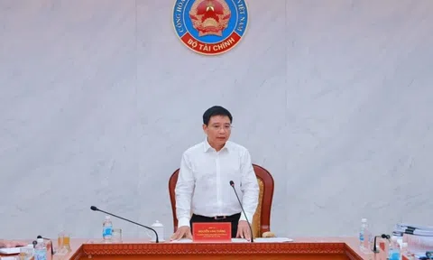 Bộ Tài chính nói lý do một số xã chưa chi lương tháng 8