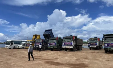 Thu hàng trăm ha đất muối làm Khu công nghiệp Trung Nam - Cà Ná