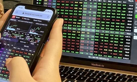 Cổ phiếu ngân hàng dẫn dắt đà hồi phục, VN-Index tăng “bốc đầu” gần 60 điểm từ đáy