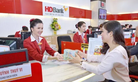 HDBank: Lợi nhuận 9 tháng vượt 14.800 tỷ đồng, tiếp tục dẫn đầu về tỷ suất lợi nhuận, chia cổ tức và cổ phiếu thưởng đến 30%