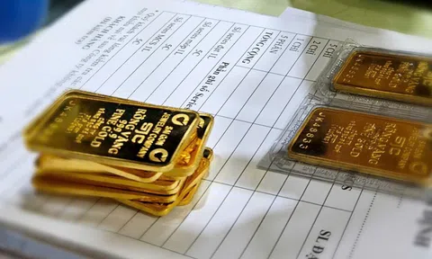 Sáng 30-10, giá vàng miếng SJC, vàng nhẫn lại giảm