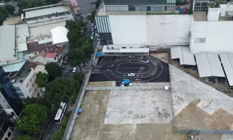 Loạt dự án 'đất vàng' trung tâm TP.HCM dần khởi động sau nhiều năm 'quây tôn'