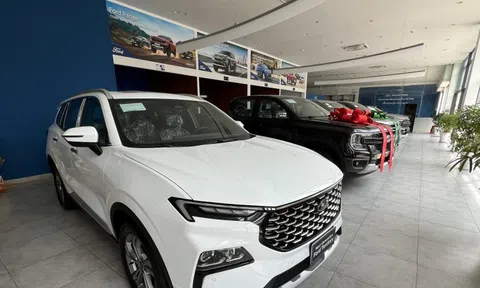 Tin tức giá xe ngày 2-11: Các hãng xe tung cú "nước rút" cuối cùng của năm