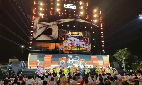 Lãnh đạo TP HCM dự lễ khánh thành khu thương mại hơn 10.000m2 ở phường Đông Hoà