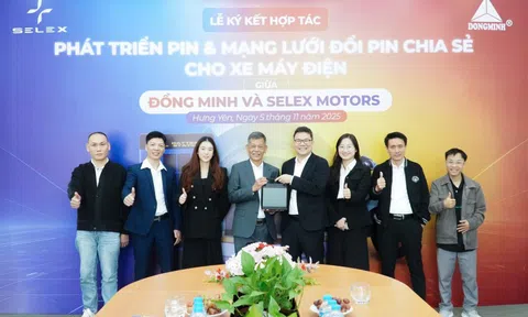 Selex Motors và Đồng Minh Group phát triển 10.000 pin công nghệ cao cho xe máy điện
