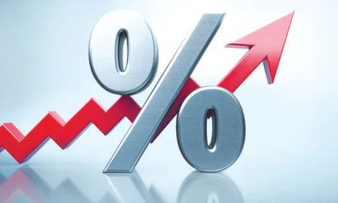 Ngay đầu tháng 11, ngân hàng tư nhân lớn nhất Việt Nam tăng lãi suất tiết kiệm ở tất cả kỳ hạn