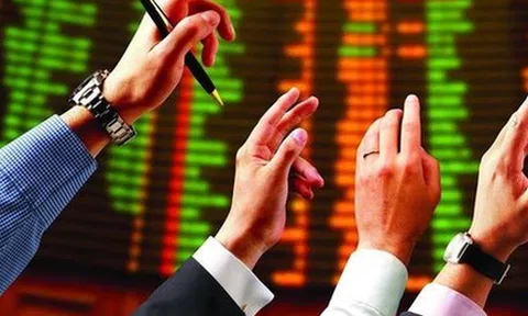 Một mã chứng khoán bị tự doanh CTCK bán ròng đột biến trăm tỷ trong phiên 6/11