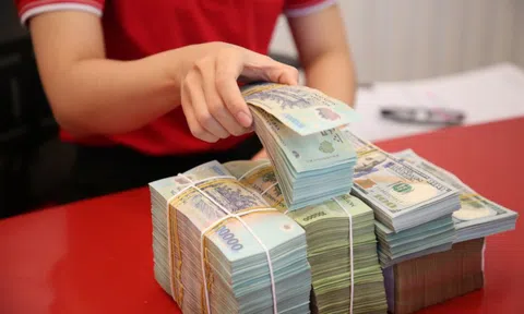 Nhiều ngân hàng âm thầm tăng lãi suất gửi tiết kiệm