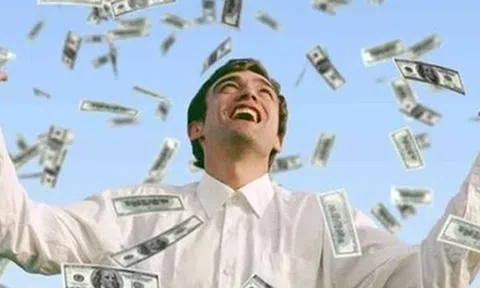 Một cổ phiếu phòng thủ bất ngờ "tăng dựng đứng" 80% lên đỉnh lịch sử, cổ đông lớn tạm lãi gần 130 tỷ chỉ sau 3 tháng