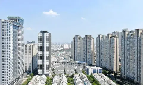 Đề xuất giải pháp 'phanh lại' giá nhà