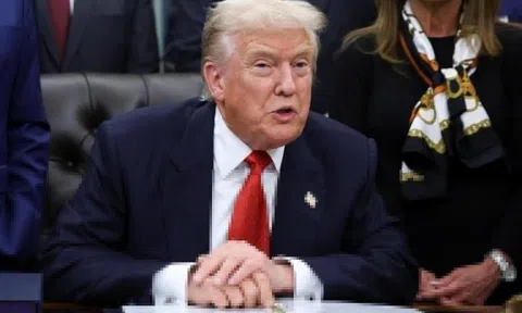 Ông Trump phản đòn