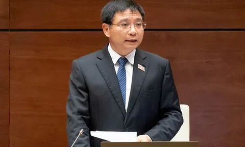 Người dân bị ép mua bảo hiểm khi vay vốn, Bộ trưởng Bộ Tài chính nói gì?