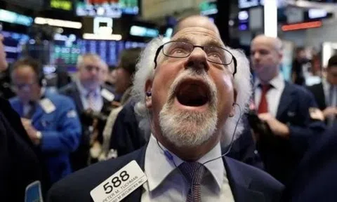 Phiên 18/11: Khối ngoại giảm đà bán ròng, ngược chiều "tung" gần 400 tỷ gom một cổ phiếu Bluechips